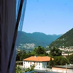 Marina Boutique & 4* 科莫
