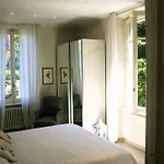 Alojamento de Acomodação e Pequeno-almoço Marina Boutique &