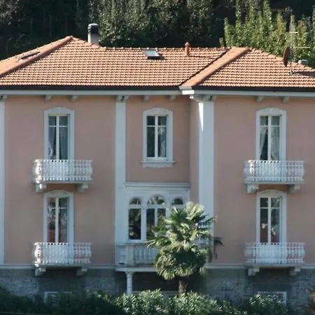 Marina Boutique & Panzió 4*