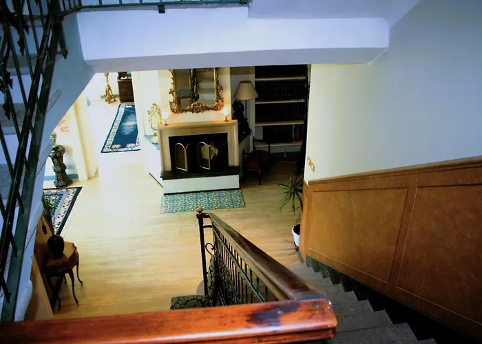 Marina Boutique & 3*