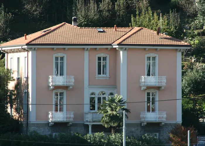 B&B Marina Boutique & 4*