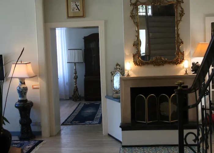 Marina Boutique & B&B